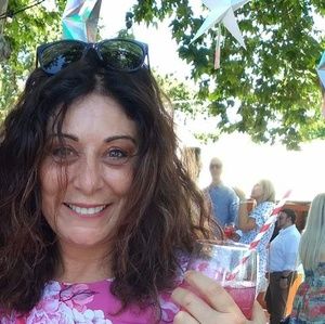 Meet your Posher, Loretta